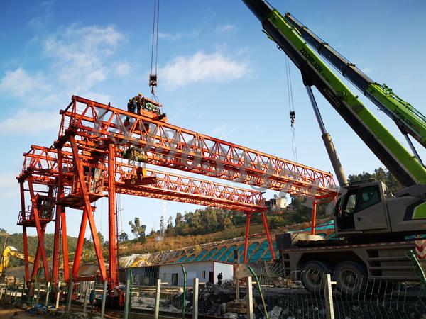 广西崇左防爆门式起重机厂家货场装卸用轨道龙门吊