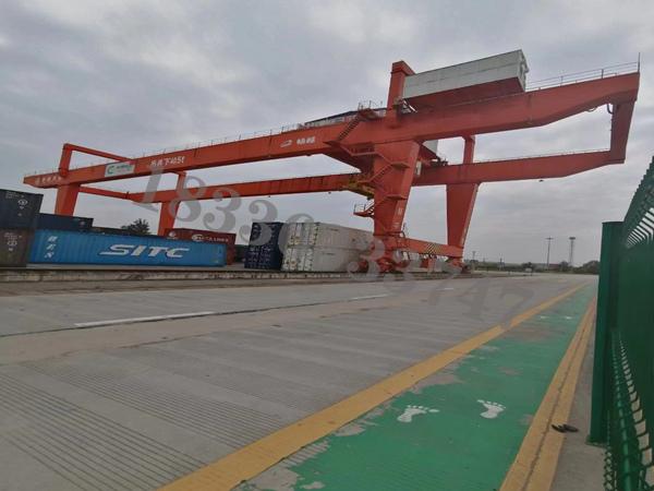 浙江湖州50吨公路铁路货物集装箱龙门吊定制