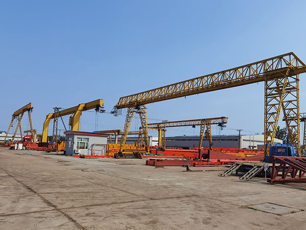 安徽安庆龙门吊公司简述门机轨道安装方式