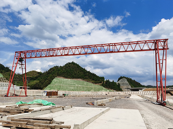 浙江舟山门式起重机厂家浅析门机路安装规范