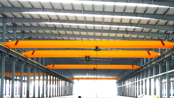 湖北宜昌新型桥式起重机厂家桥吊的设计要满足要求