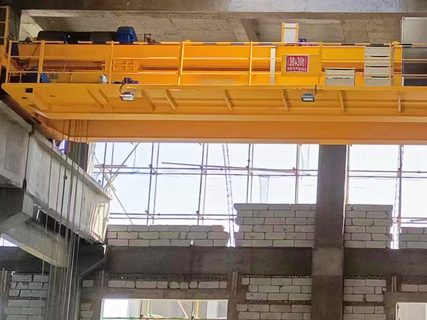 湖北恩施桥式行吊厂家介绍其电动葫芦的主要作用