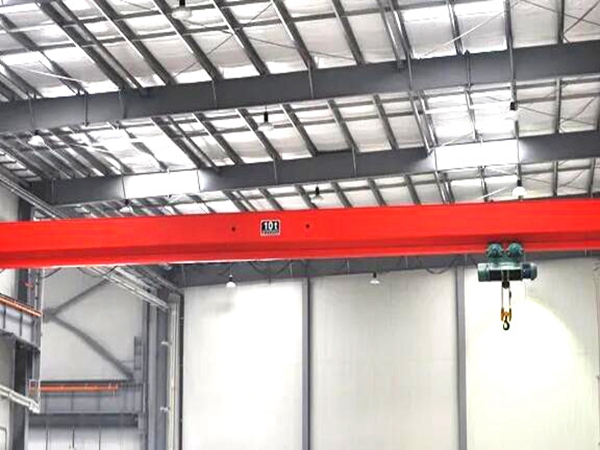 电动单梁起重机不同型号有何特点和差异