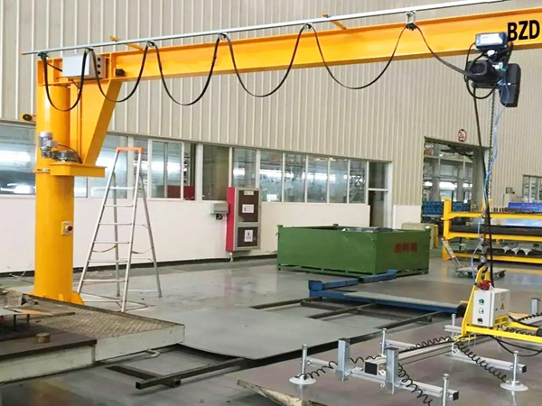 悬臂吊行车吊钩保养不到位会引发的问题